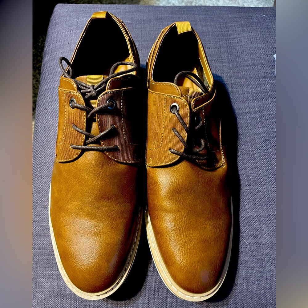 Brand new with no box, good fellow, men’s dress shoes